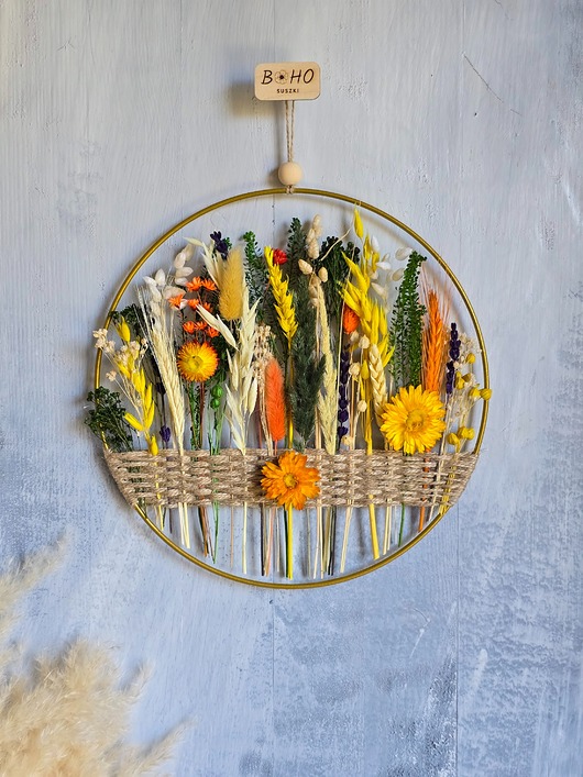 wianki Jesienna dekoracja na ścianę lub drzwi - obręcz z suszonymi kwiatami