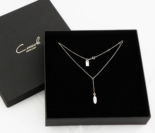 Srebrny naszyjnik z wiszącym piórkiem SK 15 Coccola JEWELLERY