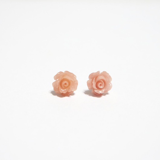 kolczyki - inne Kolczyki - Pudrowa różyczka - koral, mini