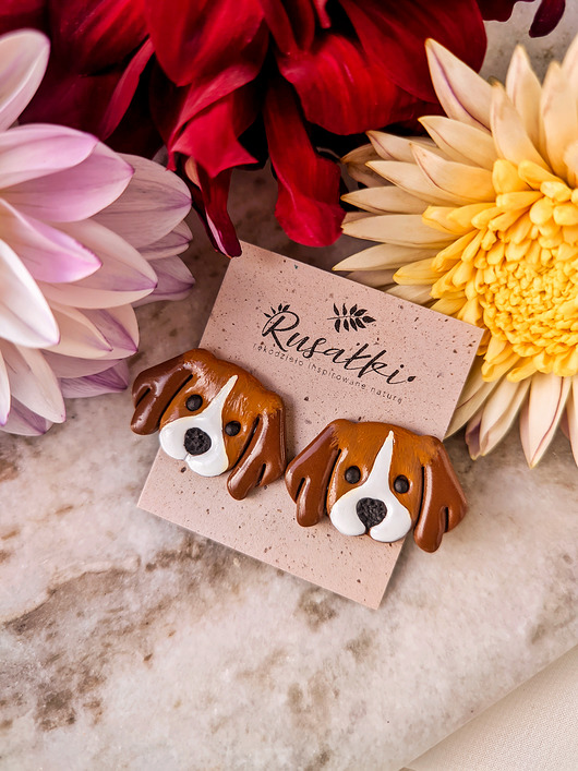 kolczyki z masy plastycznej Kolczyki sztyfty pieski Beagle, prezent dla osoby kochającej zwierzęta