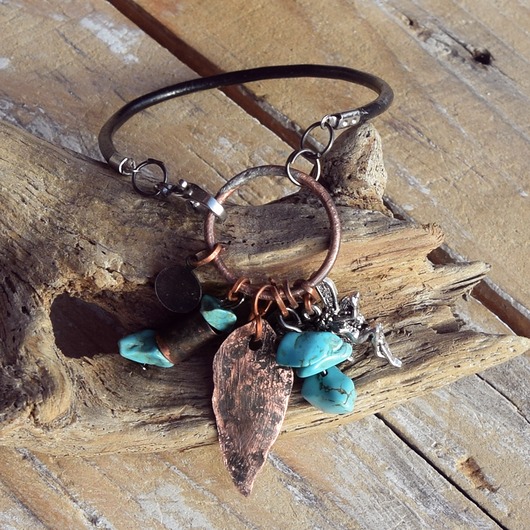 bransoletki - inne Bransoletka z rzemienia, kutej, oksydowanej miedzi i turkusu /2/