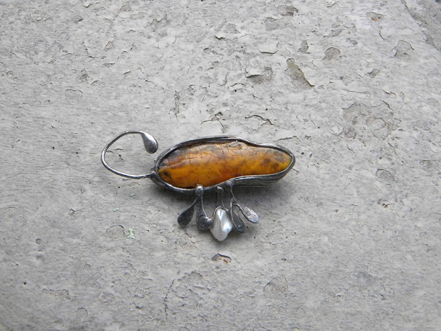 broszki Ogonek    - broszka