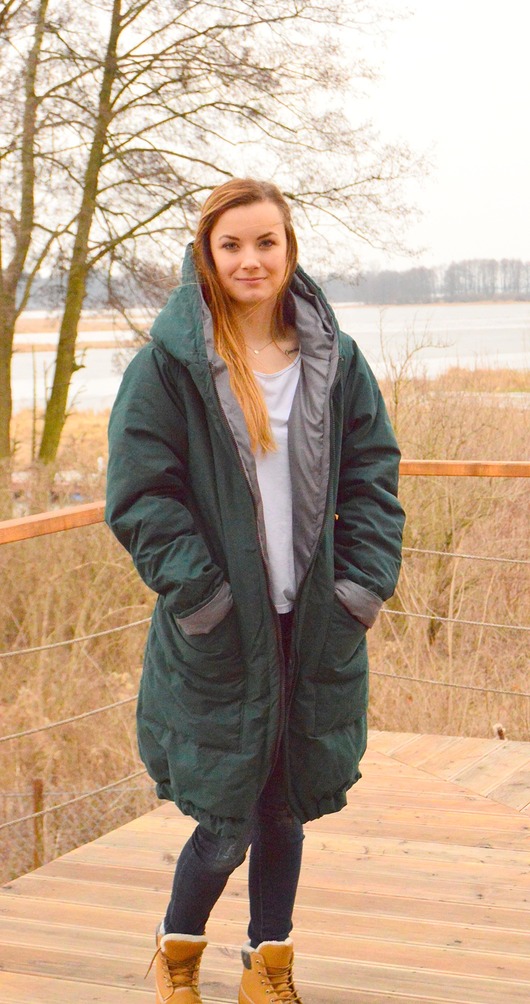 kurtki damskie Ciepła zielona kurtka  z kapturem. Też w wersji czarnej.