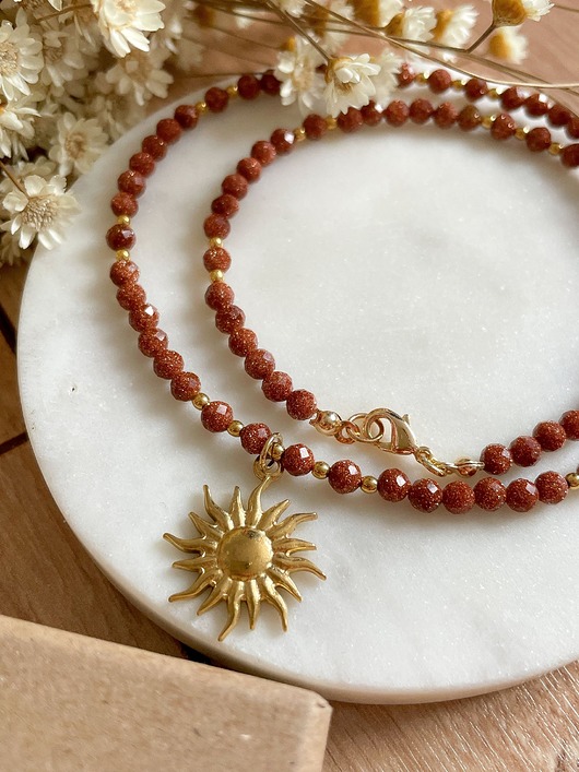 chokery Choker z piasku pustyni słońce medalion