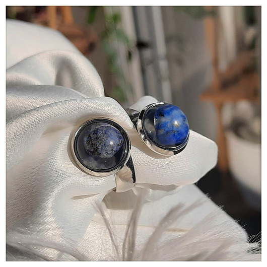 pierścionek z żywicy Pierścionek z lapis lazuli