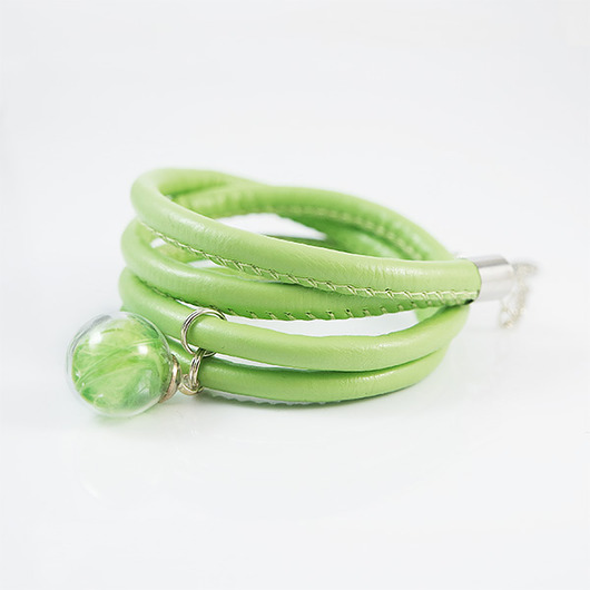 bransoletki ze szkła Zielone piórko - bransoletka - owijana