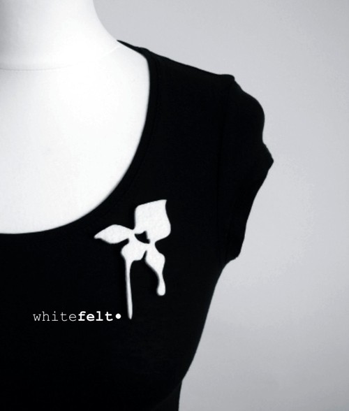 felt orchid... felt label