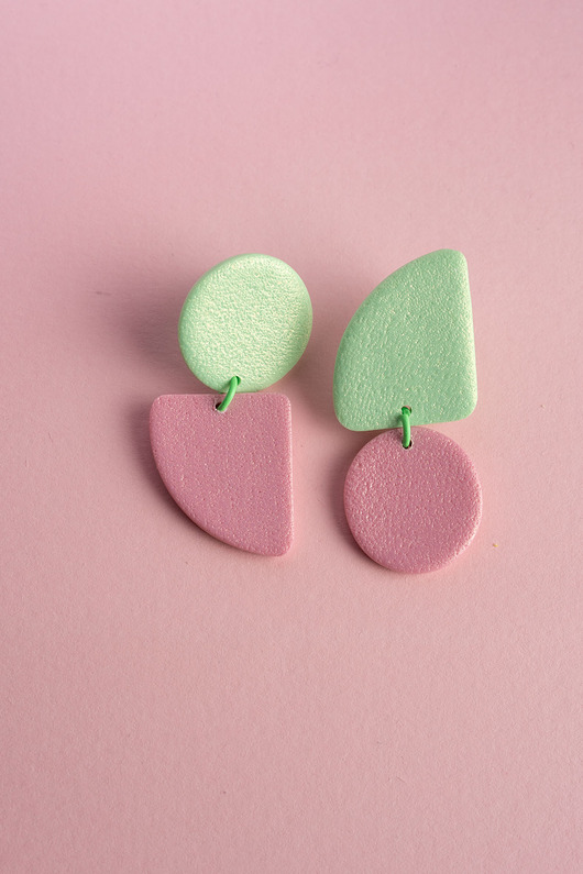 kolczyki z masy plastycznej Wiszące asymetryczne sztyfty