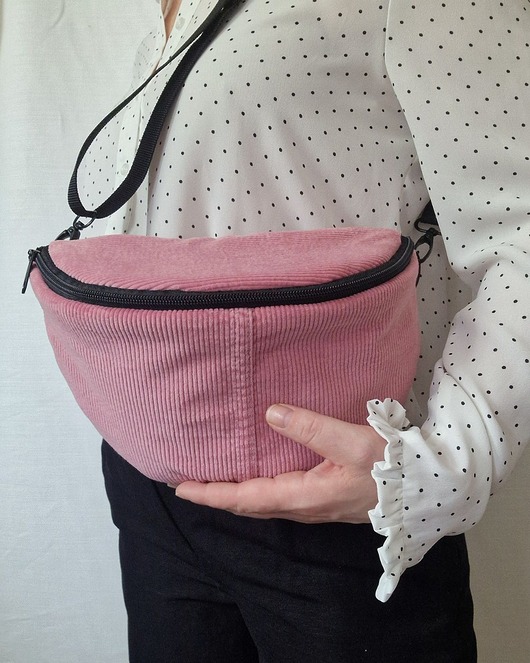 saszetka nerka Różowa nerka sztruksowa upcycling