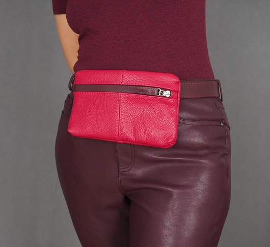 saszetka nerka Torebka nerka/mini torebka YOKO różowa