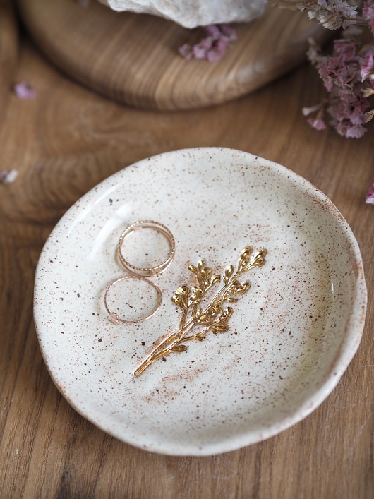 pojemniki na biżuterię Spodek na biżuterię lub palo santo