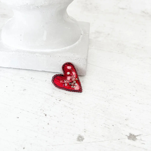 broszki Broszka mini SERCE 24 przypinka miłość pin