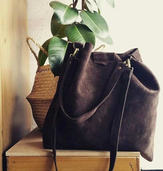 torby na ramię Skórzana torebka na ramię  ZAMSZOWA ciemny brąz