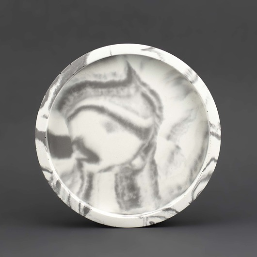 deski do krojenia i tace Taca okrągła betonowa GRAY MARBLE 14 CM