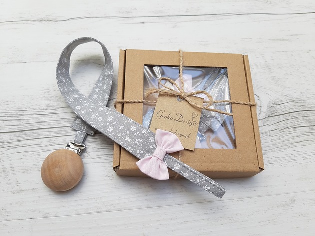 Zawieszka do smoczka grey flowers GroKo Design