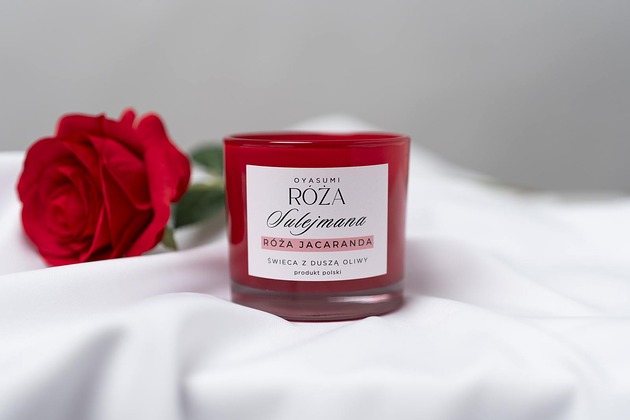 świeczniki i świece Świeca zapachowa z wosku oliwnego Róża Sulejmana