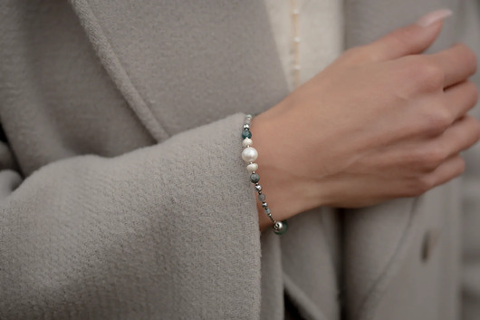 bransoletki z kamieni naturalnych Bransoletka z Perłą i zielonym Turmalinem