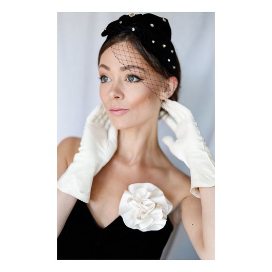 opaski do włosów Welurowa czarna opaska z woalką