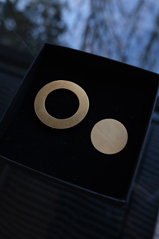 kolczyki srebrne Kolczyki asymetryczne pozłacane RING