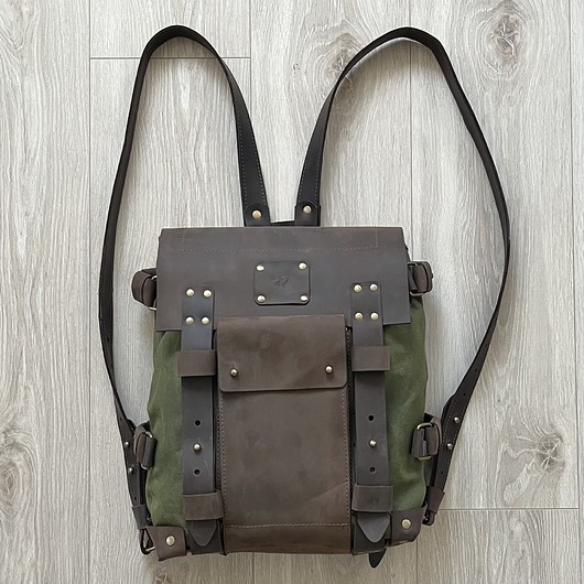 plecaki Plecak zielono-brązowy ze skóry i bawełny woskowanej Vintage.