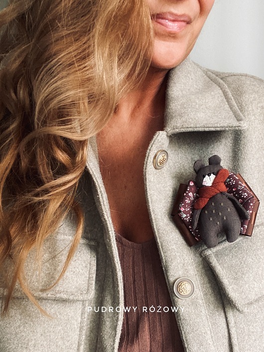 broszki Artystyczna Brosza z niesamowitym Misiem! Pop Art  MIŚ