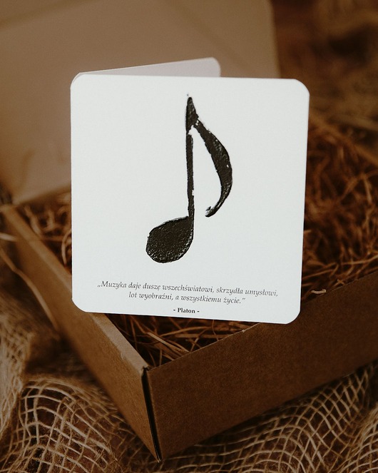 kartki okolicznościowe - wydruki Kartka "Nutka" w pudełeczku