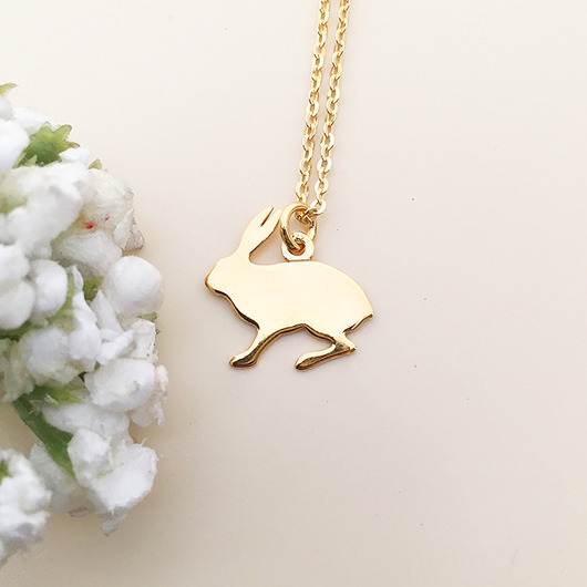 złoty naszyjnik króliczek , bunny  necklace Anemon Atelier