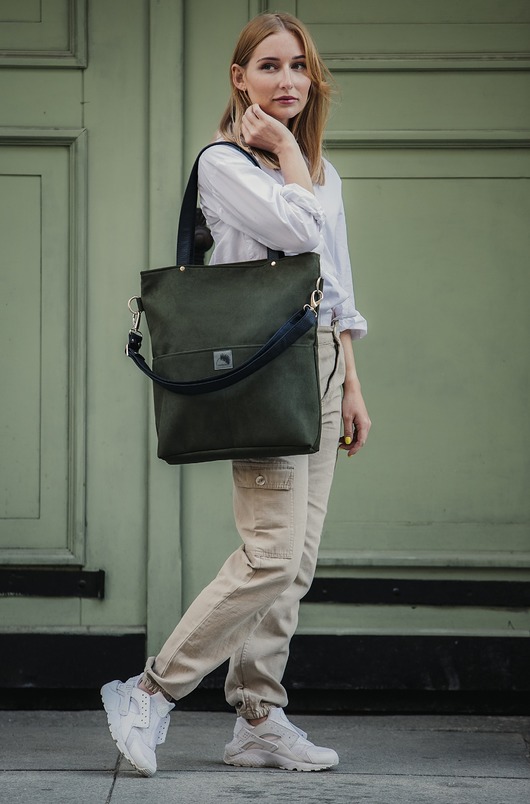 Torba w kolorze khaki z nubuku Karolina Audycka