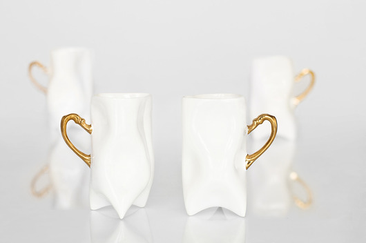 Cztery Porcelanowe kubeczei zdobione złotem ENDE ceramics