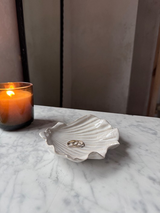 pojemniki na biżuterię Podstawka na Biżuterię Palo Santo Ceramiczna Muszelka Perłowa Biala