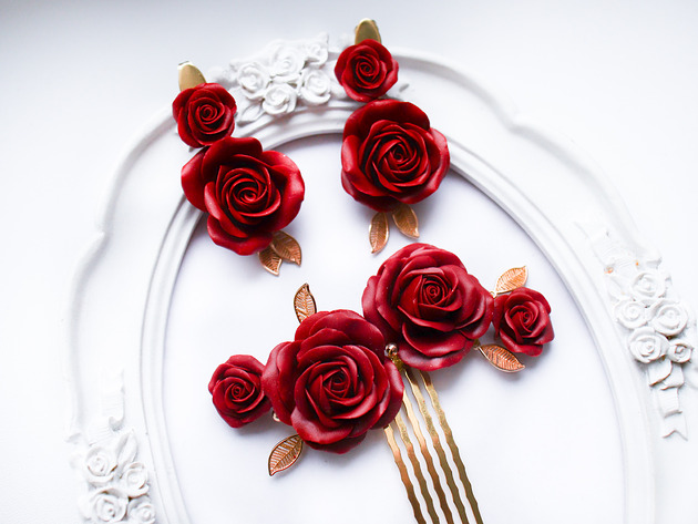 Biżuteria ślubna Komplet ślubny "Bordowe Róże" - Grzebyk + kolczyki