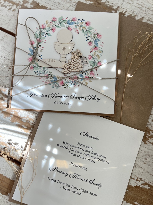 kartki na komunię Kartka komunijna ręcznie robiona z imieniem od matki chrzestnej