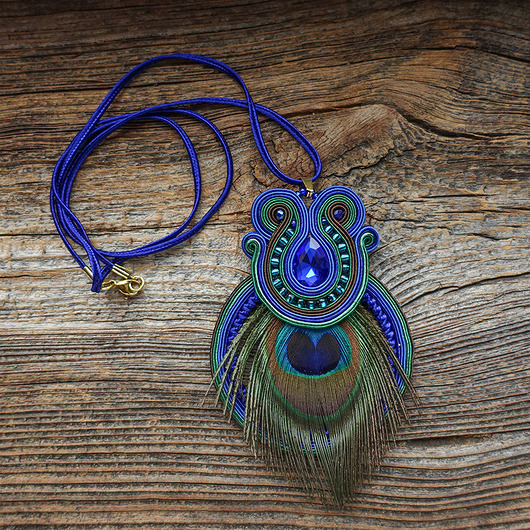 wisiory Peacock eye- wisior soutache z piórami