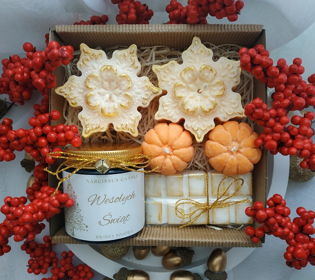 świeczniki i świece Świąteczny zestaw prezentowy