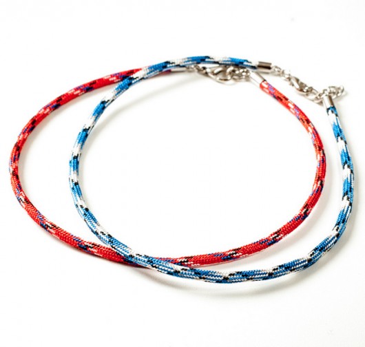 blue, red gunia13