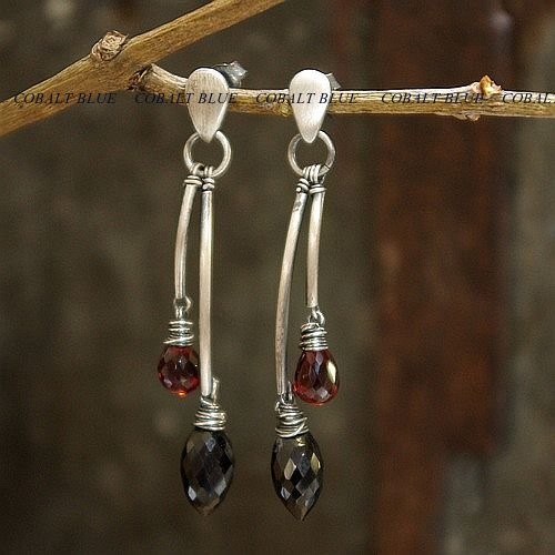 Kwiaty...   spinel & granat cobalt