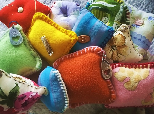 Poduszeczki do igieł ZeStrychu Handmade
