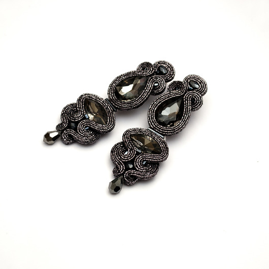 Kolczyki soutache - gunmetal, kryształy, duże maanuela