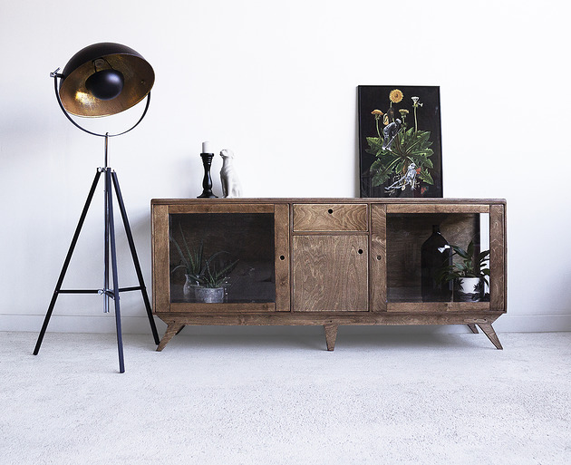 FLOTT.1 witryna Wood Republic