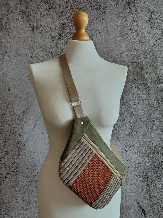 saszetka nerka Damska nerko-torebka.