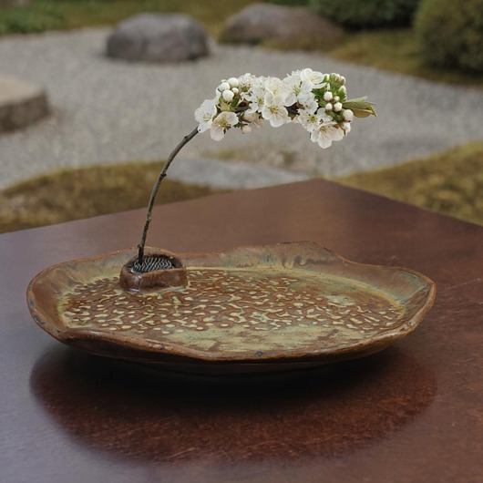 wazony Surowy grunt - patera ceramiczna do ikebany