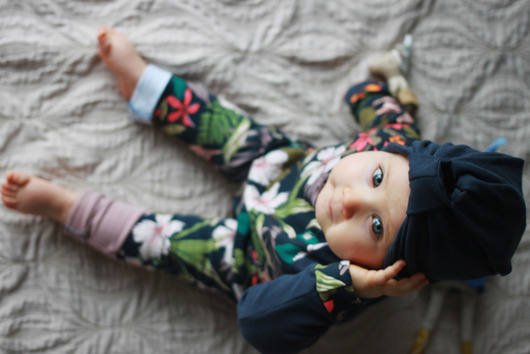 Komplet dla dziewczynki (spodnie bluza turban) Mimi Monster
