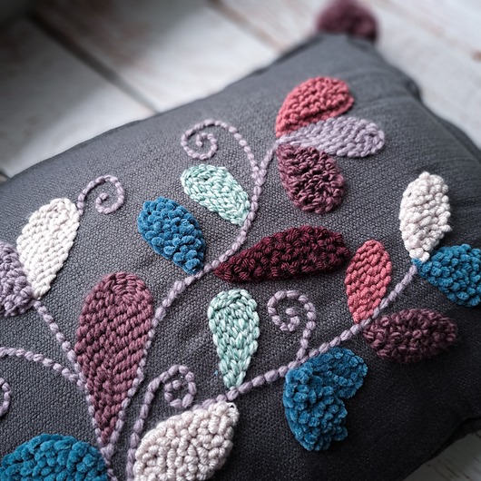 poduszki plecione Poduszka dekoracyjna  kwiaty zaczarowany las