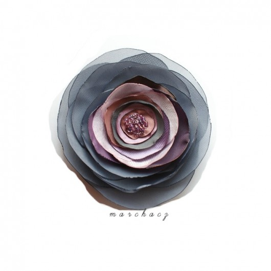 Stalowe magnolie II Manufaktura broszki