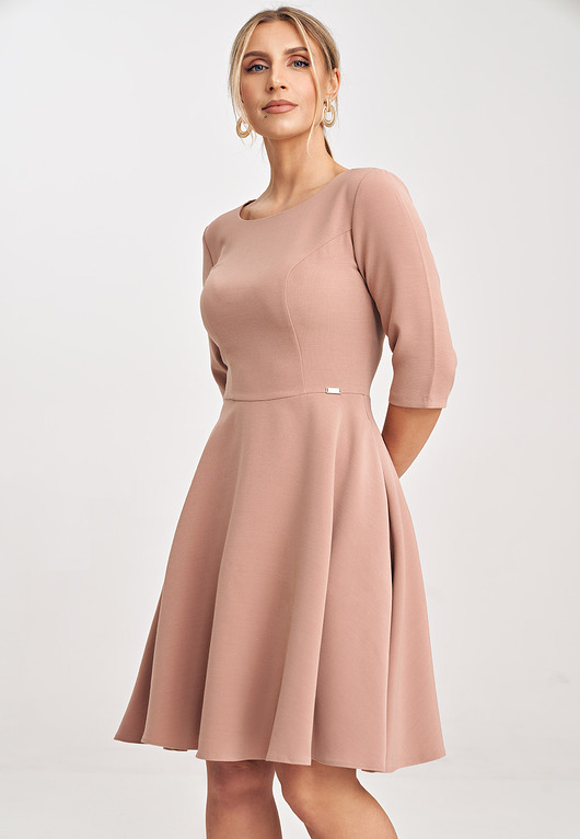 sukienki midi damskie Elegancka rozkloszowana sukienka midi z rękawem 3/4 i kieszeniami - M1029