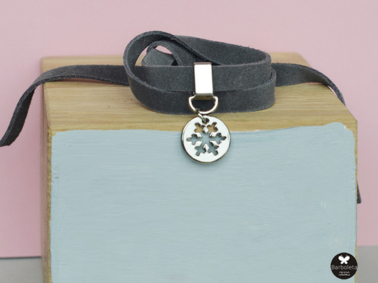 grey snowflake suede colour silver barboleta