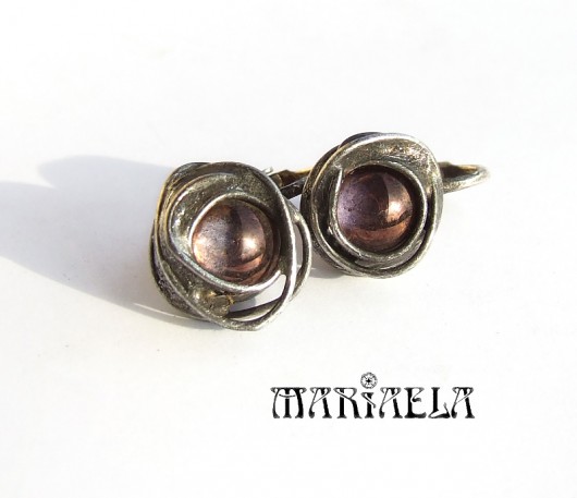 BLADY FIOLET w gniazdku MARIAELA