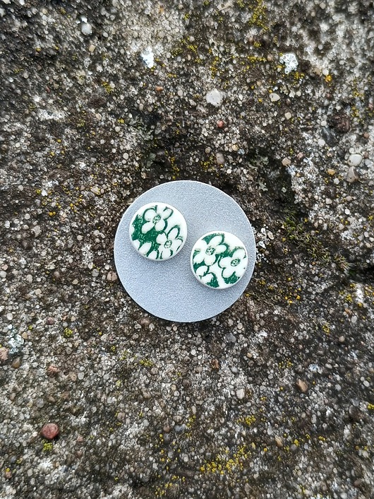 kolczyki ceramiczne Kolczyki ceramiczne w zielone kwiaty