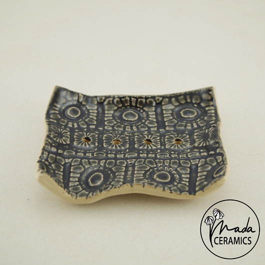 mydelniczki Mydelniczka ceramiczna Koronka (czarna)