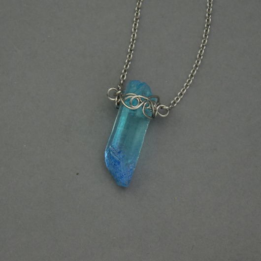 naszyjniki - inne Naszyjnik Talizman niebieski kryształ górski wire wrapping